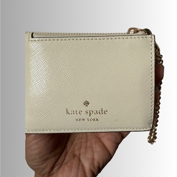 KATE SPADE - RARE Small Card Holder with Heart Hardware with wrist gold chain - Picture 3 of 9